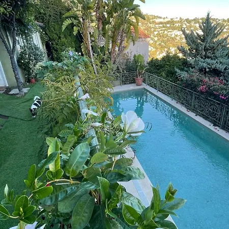 Appartement Magnifique Pool House à 2 Min De Monaco *
